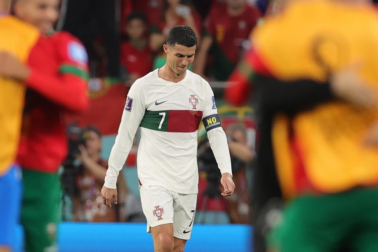 Novia de Cristiano Ronaldo se lanza contra el DT de Portugal tras dejar a 'CR7' en la banca