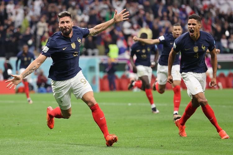 Francia deja tendido a Inglaterra y va a Semifinales del Mundial 