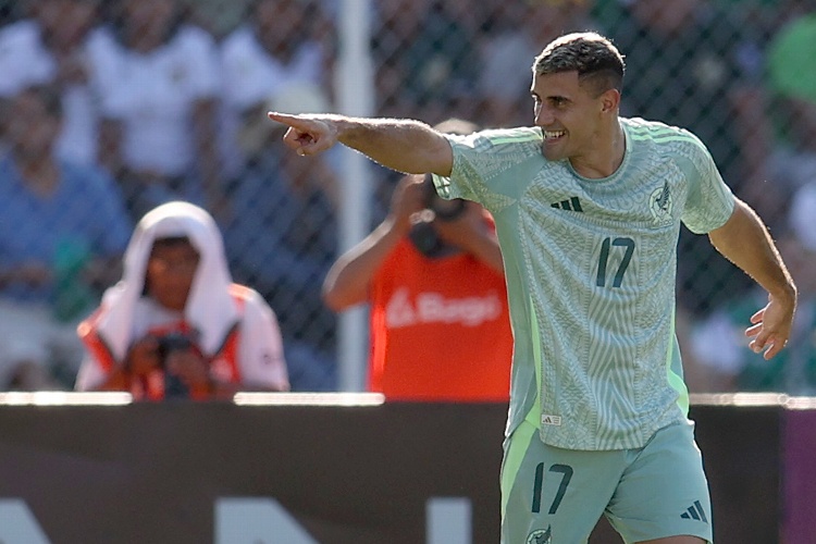 México vence a Bolivia en un duelo de pocas emociones