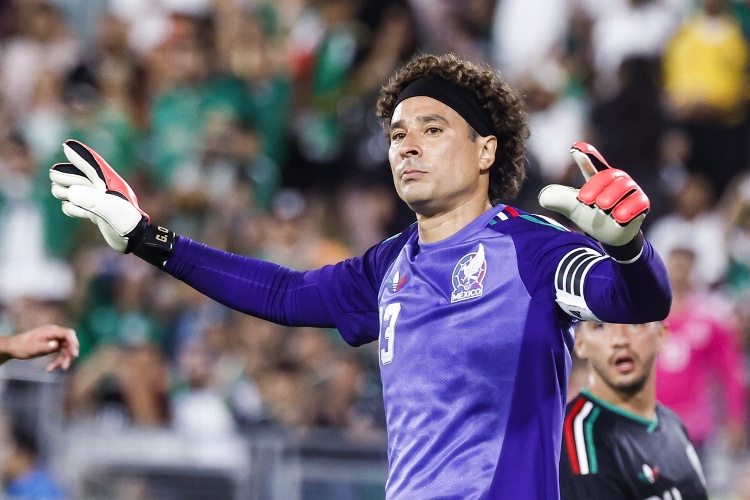 Oficial: Guillermo Ochoa hará historia y vivirá su sexta Copa del Mundo