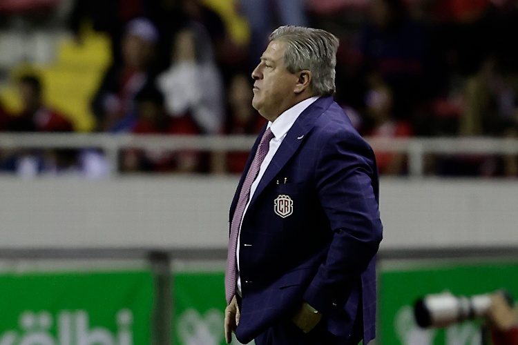 'Piojo' Herrera lamenta no haber podido vencer a México