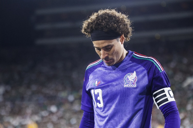 Memo Ochoa y sus seis mundiales, pero no se sienta en la misma mesa de Messi y CR7