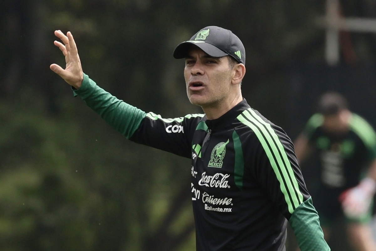 Rafa Márquez aplaude desempeño del Tri en su debut como director técnico